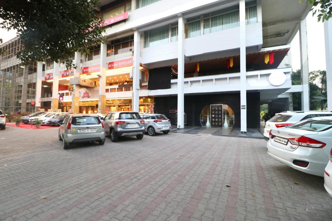 The Toy Hotel Chandīgarh Εξωτερικό φωτογραφία