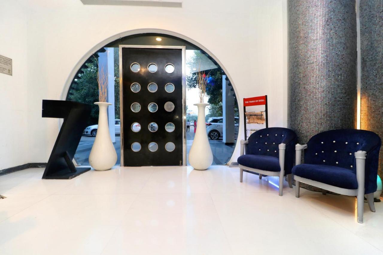 The Toy Hotel Chandīgarh Εξωτερικό φωτογραφία
